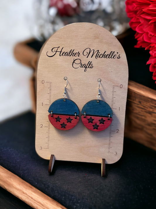 Earrings - Star Design - Fun Split Blue/Red Circle Earrings